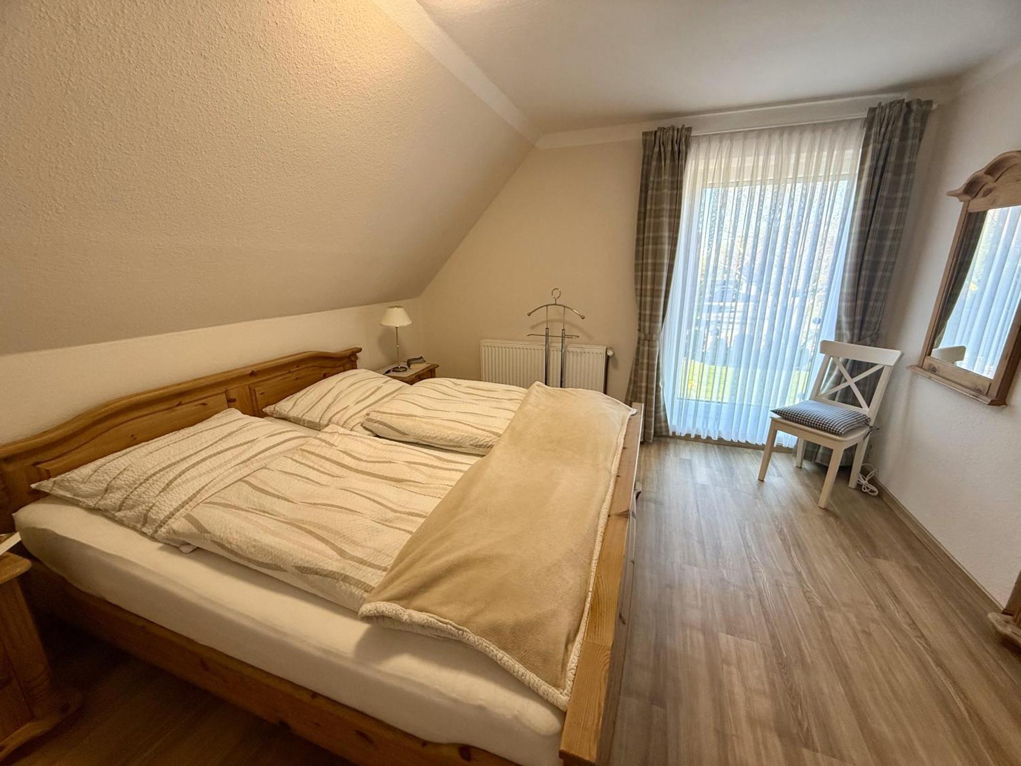 Ferienhaus Blinkfuer Neuharlingersiel Exteriör bild